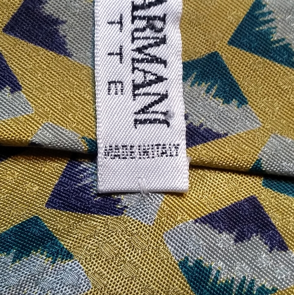 Giorgio Armani Tie, 100% Silk, Yellow & Powder Blue Pattern, Made in Ita… - Picture 6 of 10